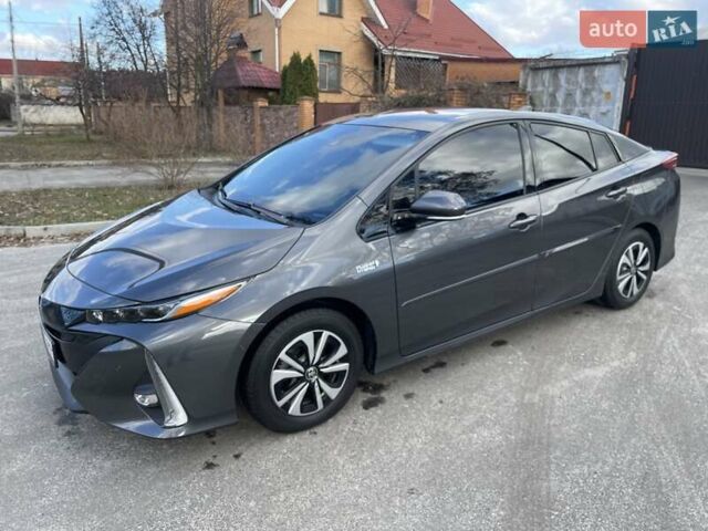 Серый Тойота Приус, объемом двигателя 1.8 л и пробегом 138 тыс. км за 17900 $, фото 3 на Automoto.ua