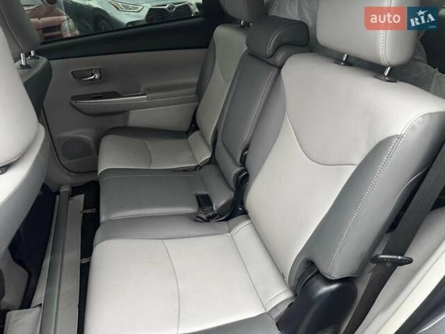 Серый Тойота Приус, объемом двигателя 1.8 л и пробегом 122 тыс. км за 15490 $, фото 24 на Automoto.ua