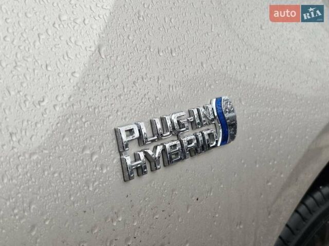 Серый Тойота Приус, объемом двигателя 1.8 л и пробегом 103 тыс. км за 17800 $, фото 21 на Automoto.ua