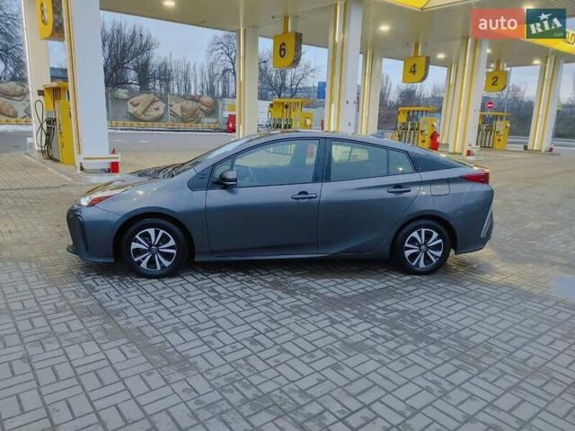 Серый Тойота Приус, объемом двигателя 1.8 л и пробегом 42 тыс. км за 16500 $, фото 2 на Automoto.ua