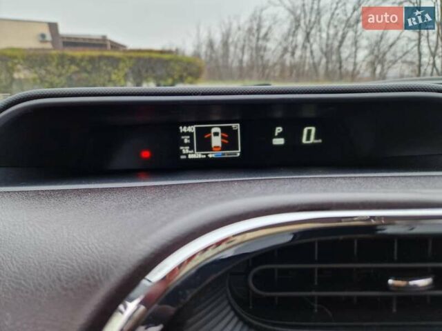 Серый Тойота Приус, объемом двигателя 1.5 л и пробегом 88 тыс. км за 12500 $, фото 16 на Automoto.ua