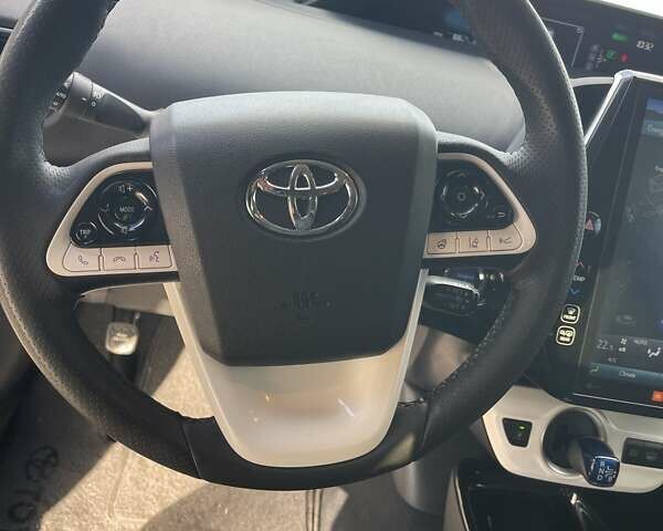 Серый Тойота Приус, объемом двигателя 1.8 л и пробегом 93 тыс. км за 18555 $, фото 2 на Automoto.ua