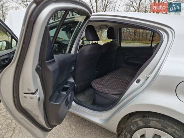 Серый Тойота Приус, объемом двигателя 1.5 л и пробегом 88 тыс. км за 12500 $, фото 10 на Automoto.ua