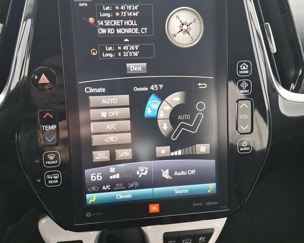 Серый Тойота Приус, объемом двигателя 1.8 л и пробегом 147 тыс. км за 20900 $, фото 21 на Automoto.ua