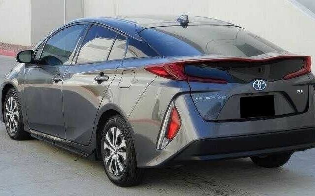 Серый Тойота Приус, объемом двигателя 1.8 л и пробегом 55 тыс. км за 7900 $, фото 3 на Automoto.ua