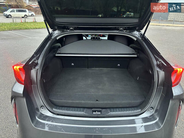 Серый Тойота Приус, объемом двигателя 1.8 л и пробегом 118 тыс. км за 20400 $, фото 22 на Automoto.ua