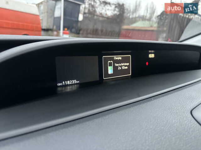 Серый Тойота Приус, объемом двигателя 1.8 л и пробегом 118 тыс. км за 20400 $, фото 32 на Automoto.ua