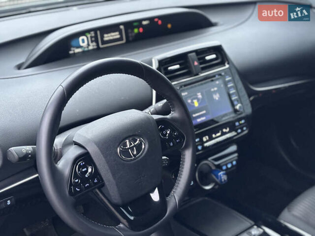 Серый Тойота Приус, объемом двигателя 1.8 л и пробегом 118 тыс. км за 20400 $, фото 17 на Automoto.ua