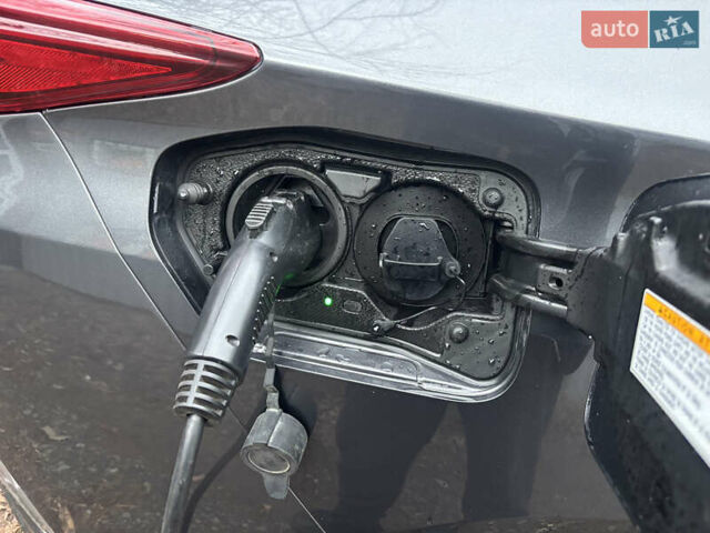 Серый Тойота Приус, объемом двигателя 1.8 л и пробегом 118 тыс. км за 20400 $, фото 30 на Automoto.ua