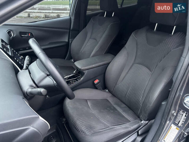 Серый Тойота Приус, объемом двигателя 1.8 л и пробегом 118 тыс. км за 20400 $, фото 19 на Automoto.ua