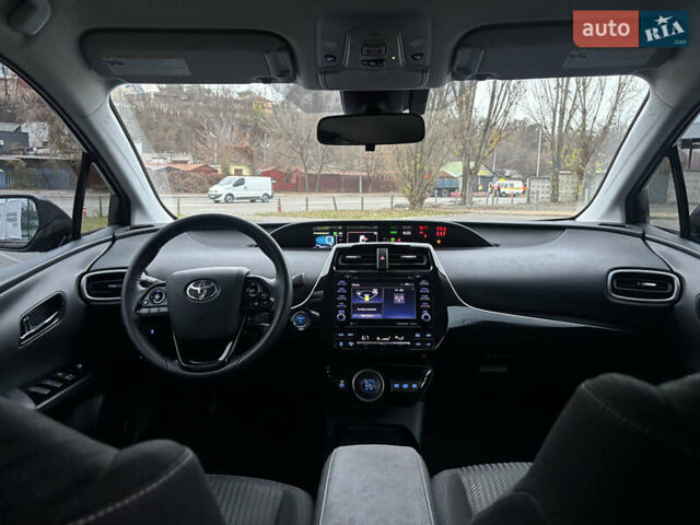 Серый Тойота Приус, объемом двигателя 1.8 л и пробегом 118 тыс. км за 20400 $, фото 28 на Automoto.ua