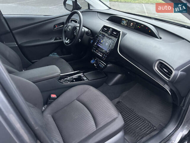 Серый Тойота Приус, объемом двигателя 1.8 л и пробегом 118 тыс. км за 20400 $, фото 25 на Automoto.ua