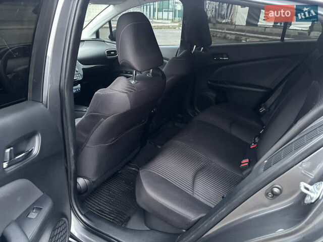 Серый Тойота Приус, объемом двигателя 1.8 л и пробегом 118 тыс. км за 20400 $, фото 20 на Automoto.ua