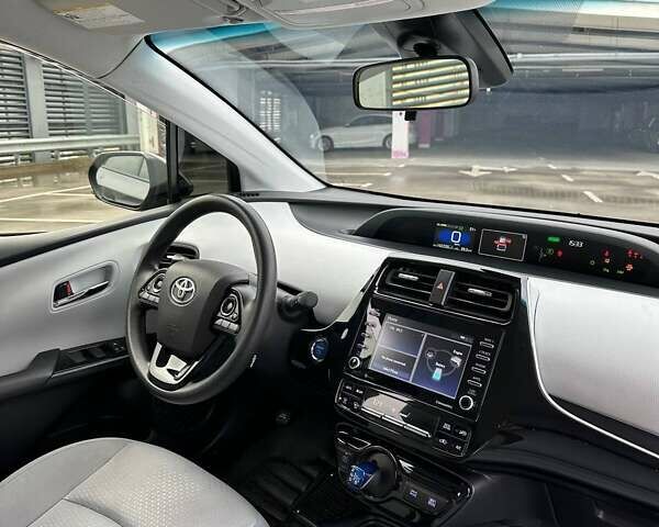 Сірий Тойота Пріус, об'ємом двигуна 1.8 л та пробігом 165 тис. км за 18800 $, фото 38 на Automoto.ua