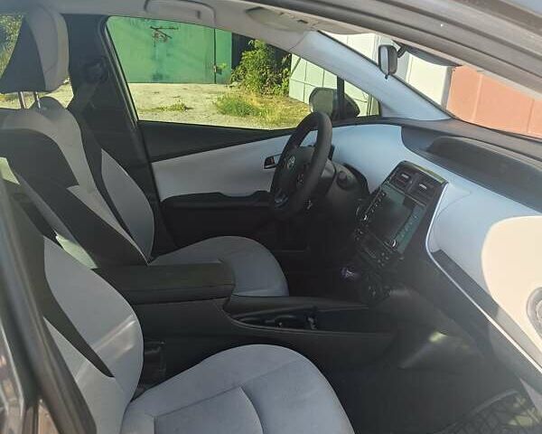 Серый Тойота Приус, объемом двигателя 1.8 л и пробегом 51 тыс. км за 20500 $, фото 68 на Automoto.ua