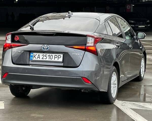 Сірий Тойота Пріус, об'ємом двигуна 1.8 л та пробігом 165 тис. км за 18800 $, фото 21 на Automoto.ua