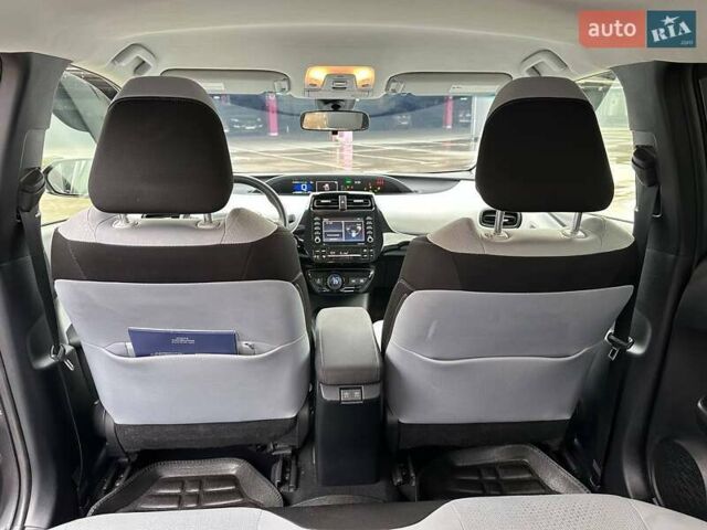 Сірий Тойота Пріус, об'ємом двигуна 1.8 л та пробігом 165 тис. км за 18800 $, фото 40 на Automoto.ua