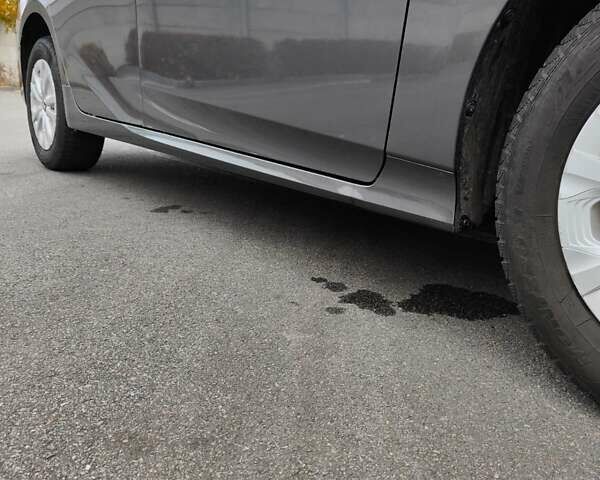 Серый Тойота Приус, объемом двигателя 1.8 л и пробегом 51 тыс. км за 20500 $, фото 27 на Automoto.ua