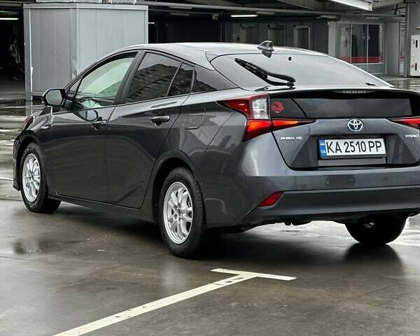 Сірий Тойота Пріус, об'ємом двигуна 1.8 л та пробігом 165 тис. км за 18800 $, фото 20 на Automoto.ua