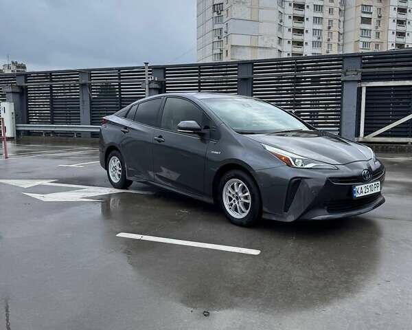 Сірий Тойота Пріус, об'ємом двигуна 1.8 л та пробігом 165 тис. км за 18800 $, фото 6 на Automoto.ua