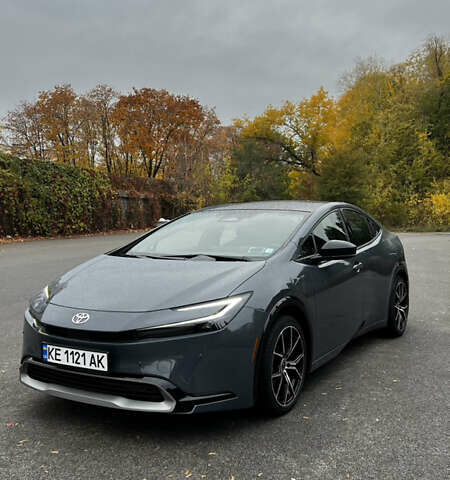 Серый Тойота Приус, объемом двигателя 2 л и пробегом 55 тыс. км за 29200 $, фото 1 на Automoto.ua