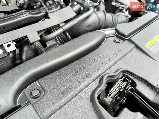 Серый Тойота Приус, объемом двигателя 2 л и пробегом 3 тыс. км за 25998 $, фото 59 на Automoto.ua