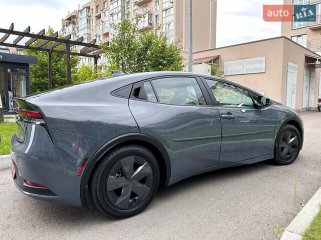 Серый Тойота Приус, объемом двигателя 2 л и пробегом 3 тыс. км за 25998 $, фото 47 на Automoto.ua