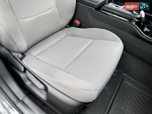 Серый Тойота Приус, объемом двигателя 2 л и пробегом 3 тыс. км за 25998 $, фото 14 на Automoto.ua