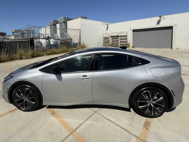 Серый Тойота Приус, объемом двигателя 2 л и пробегом 19 тыс. км за 14500 $, фото 3 на Automoto.ua