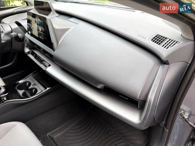 Серый Тойота Приус, объемом двигателя 2 л и пробегом 3 тыс. км за 25998 $, фото 79 на Automoto.ua