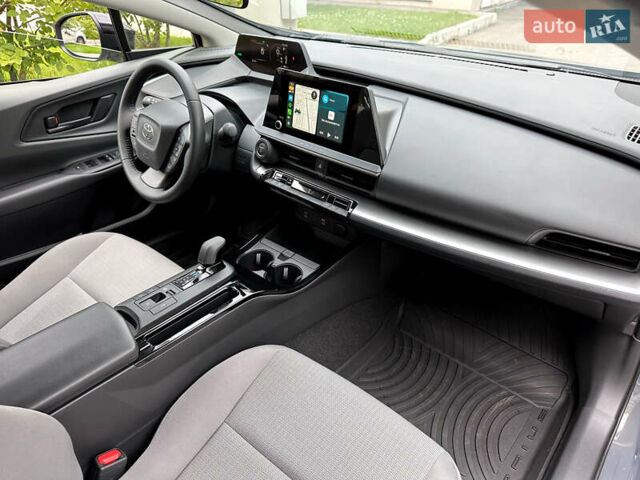 Серый Тойота Приус, объемом двигателя 2 л и пробегом 3 тыс. км за 25998 $, фото 80 на Automoto.ua