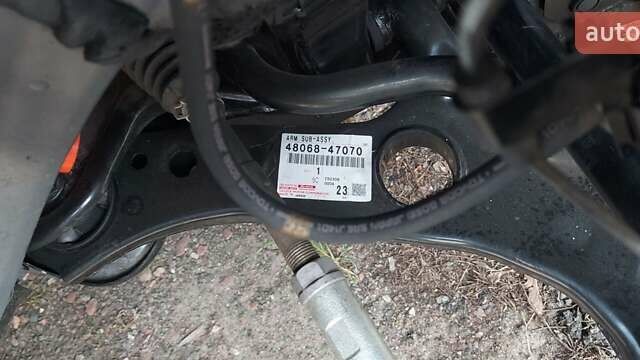 Серый Тойота Приус, объемом двигателя 2 л и пробегом 7 тыс. км за 15600 $, фото 2 на Automoto.ua