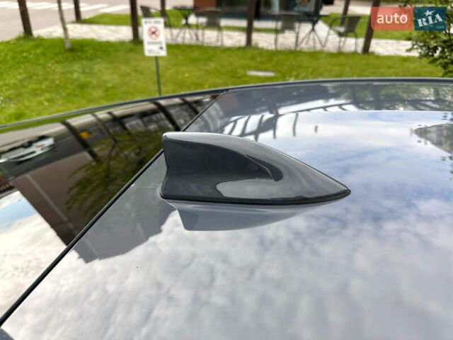 Серый Тойота Приус, объемом двигателя 2 л и пробегом 3 тыс. км за 25998 $, фото 50 на Automoto.ua