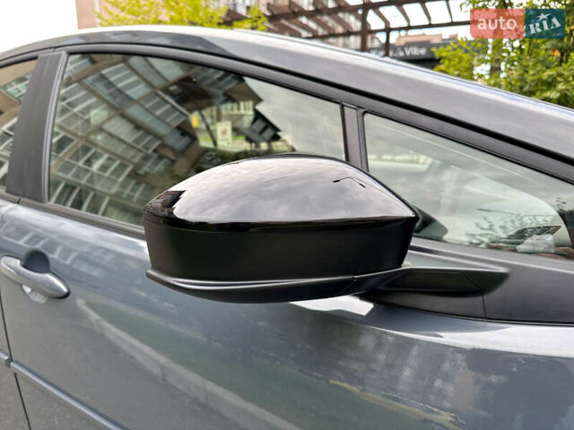 Серый Тойота Приус, объемом двигателя 2 л и пробегом 3 тыс. км за 25998 $, фото 16 на Automoto.ua