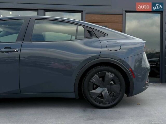 Сірий Тойота Пріус, об'ємом двигуна 1.8 л та пробігом 20 тис. км за 24500 $, фото 7 на Automoto.ua