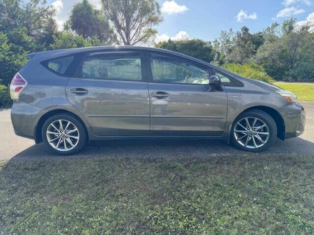 Сірий Тойота Пріус, об'ємом двигуна 1.8 л та пробігом 73 тис. км за 4000 $, фото 3 на Automoto.ua