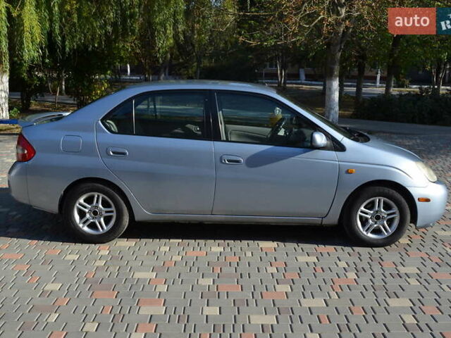 Серый Тойота Приус, объемом двигателя 1.5 л и пробегом 264 тыс. км за 4000 $, фото 6 на Automoto.ua