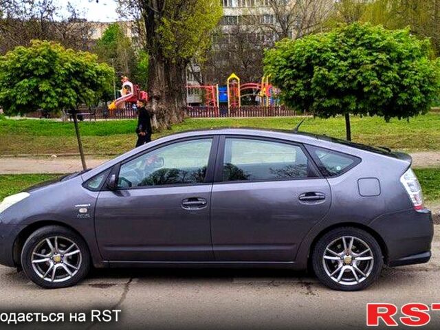 Сірий Тойота Пріус, об'ємом двигуна 1.5 л та пробігом 0 тис. км за 7000 $, фото 2 на Automoto.ua