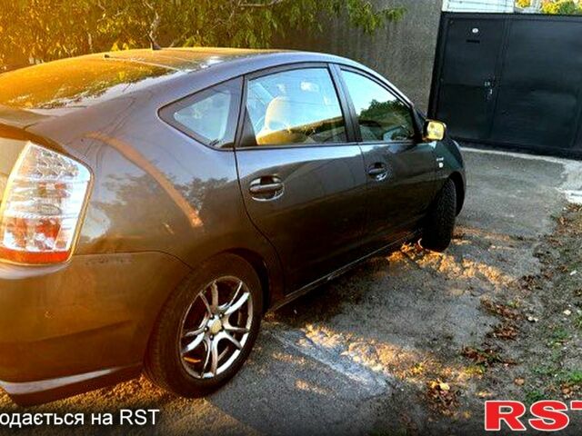 Серый Тойота Приус, объемом двигателя 1.5 л и пробегом 0 тыс. км за 7000 $, фото 1 на Automoto.ua