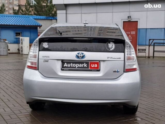 Серый Тойота Приус, объемом двигателя 1.8 л и пробегом 420 тыс. км за 9190 $, фото 14 на Automoto.ua