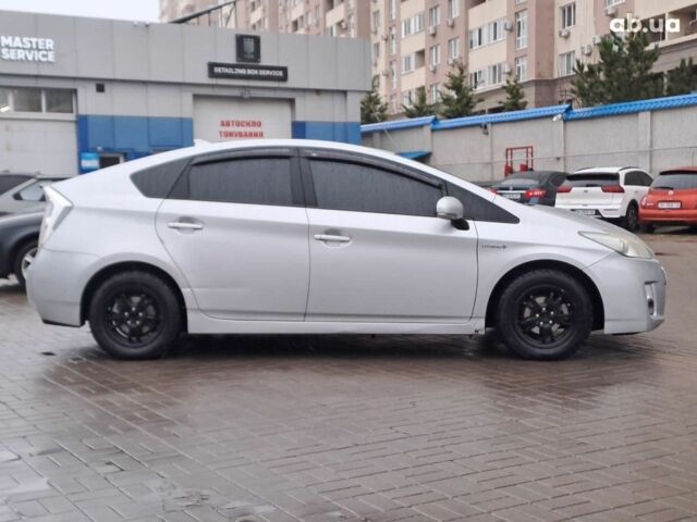 Серый Тойота Приус, объемом двигателя 1.8 л и пробегом 420 тыс. км за 9190 $, фото 13 на Automoto.ua