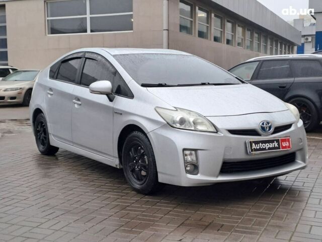 Серый Тойота Приус, объемом двигателя 1.8 л и пробегом 420 тыс. км за 9190 $, фото 2 на Automoto.ua