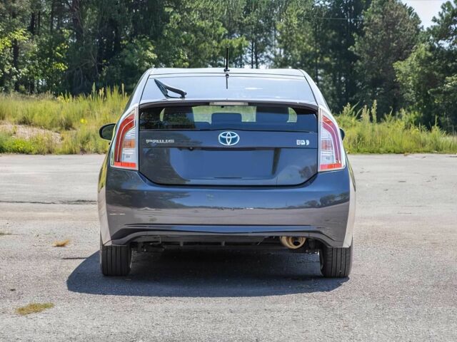 Серый Тойота Приус, объемом двигателя 1.8 л и пробегом 71 тыс. км за 8700 $, фото 4 на Automoto.ua