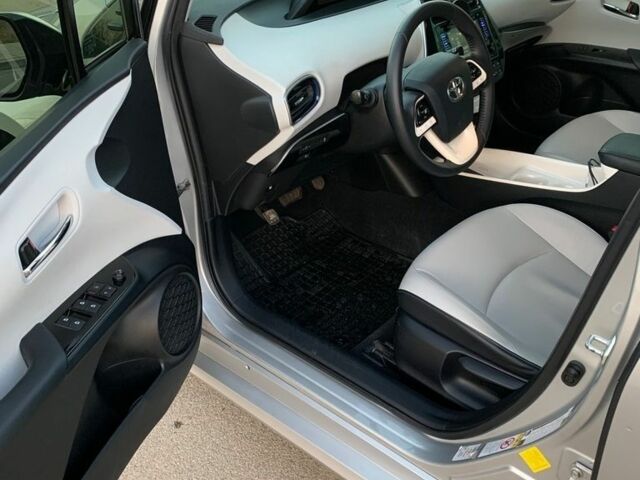 Серый Тойота Приус, объемом двигателя 1.8 л и пробегом 160 тыс. км за 8600 $, фото 14 на Automoto.ua