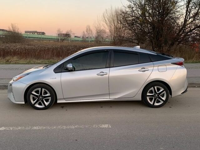 Серый Тойота Приус, объемом двигателя 1.8 л и пробегом 160 тыс. км за 8600 $, фото 2 на Automoto.ua