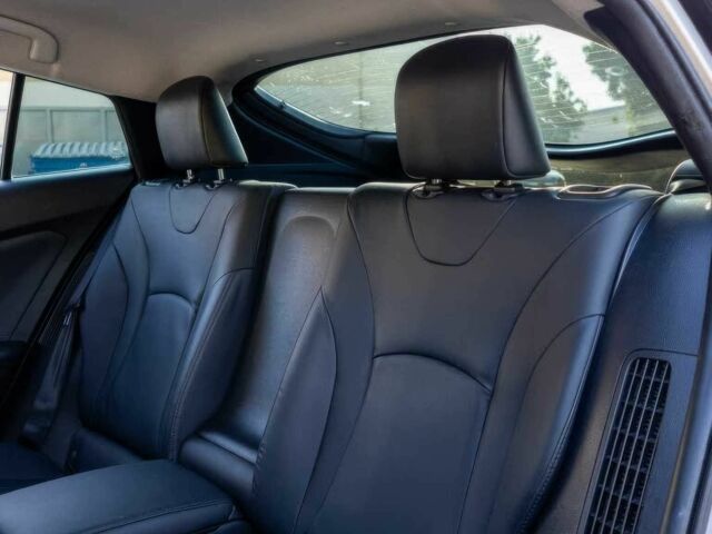 Тойота Приус 2019 в Днепре (Днепропетровске) на Automoto.ua Серый Тойота Приус, объемом двигателя 1.8 л и пробегом 49 тыс. км за 4600 $, фото 12 на Automoto.ua