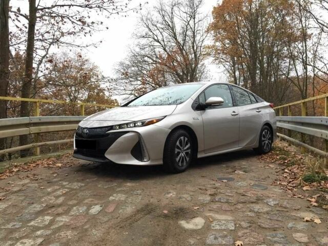 Серый Тойота Приус, объемом двигателя 0 л и пробегом 87 тыс. км за 12600 $, фото 10 на Automoto.ua