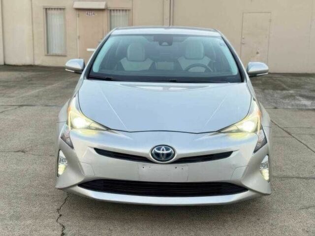 Серый Тойота Приус, объемом двигателя 1.8 л и пробегом 118 тыс. км за 7400 $, фото 1 на Automoto.ua