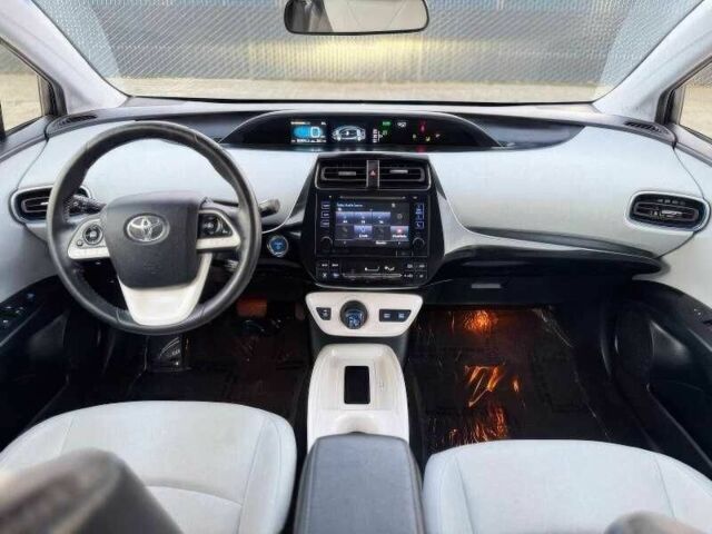 Серый Тойота Приус, объемом двигателя 1.8 л и пробегом 118 тыс. км за 7400 $, фото 8 на Automoto.ua