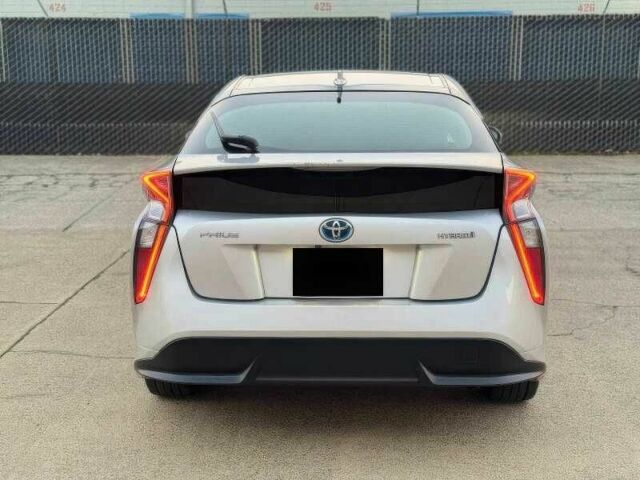 Серый Тойота Приус, объемом двигателя 1.8 л и пробегом 118 тыс. км за 7400 $, фото 5 на Automoto.ua